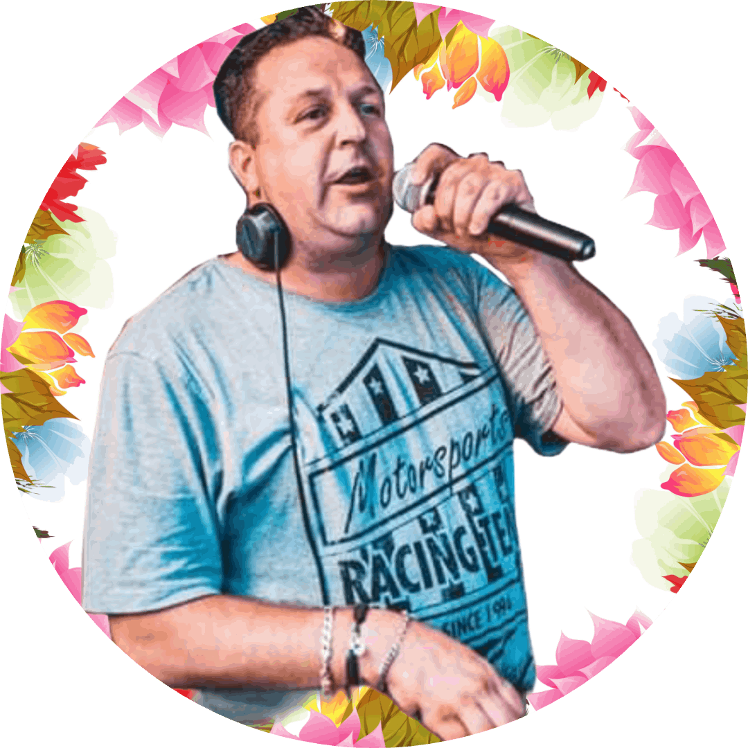 DJ ARIE - Zanger en DJ op de kermis in Ursem